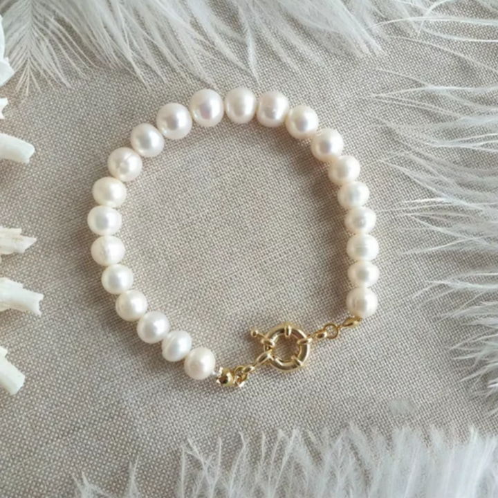 VINTAGE BARROQUE PEARL BRACELETS