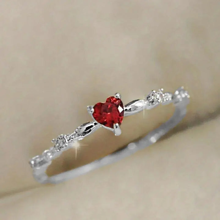 Coralyn Amoura Ring | White Gold