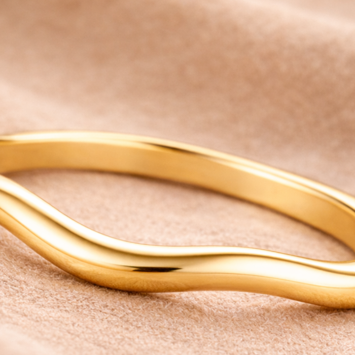 The Messenger Ring