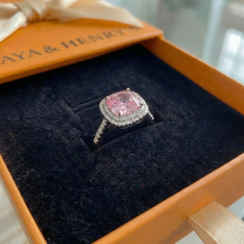 Cushion Pink Sapphire Ring | White Gold