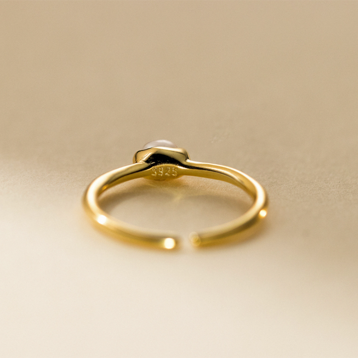 Baroque Pearl Ring
