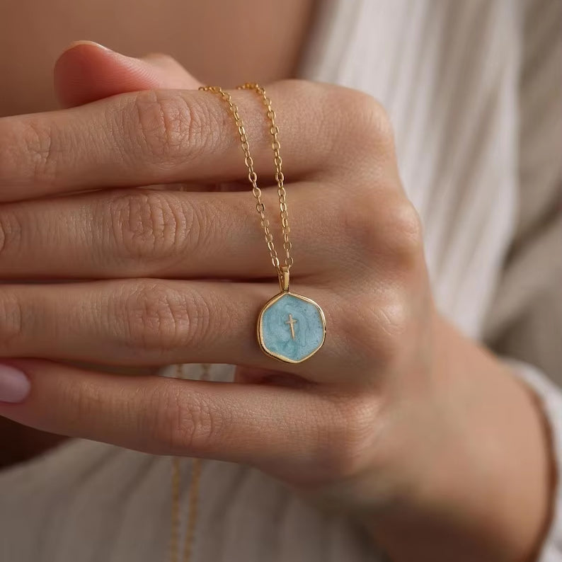The Heaven's Embrace Necklace