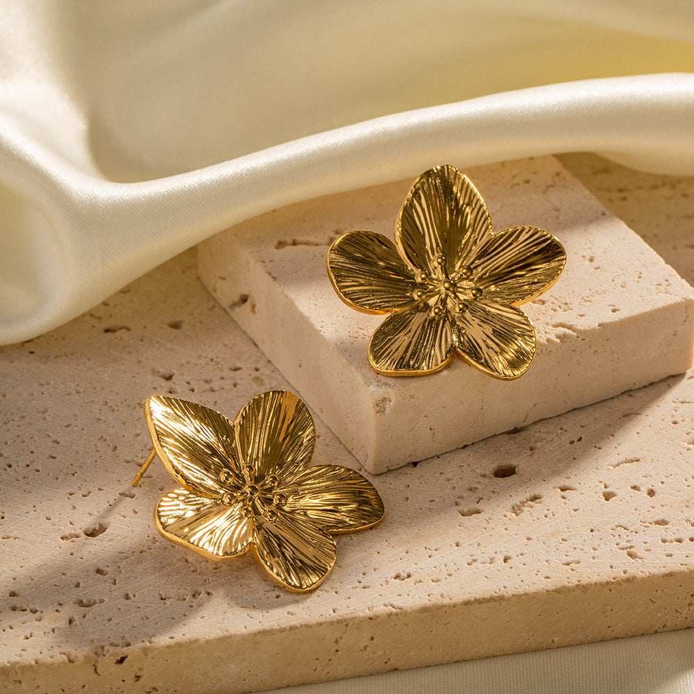 Alice Flower Gold Earrings