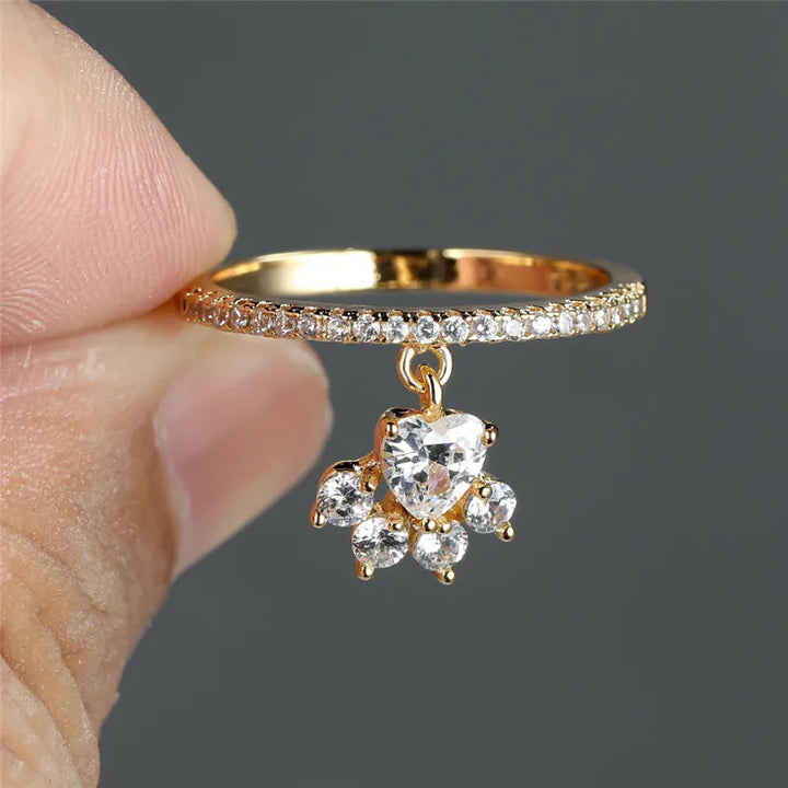 Vintage Cat Paw & Heart Stone Ring – Gold & Silver Tone