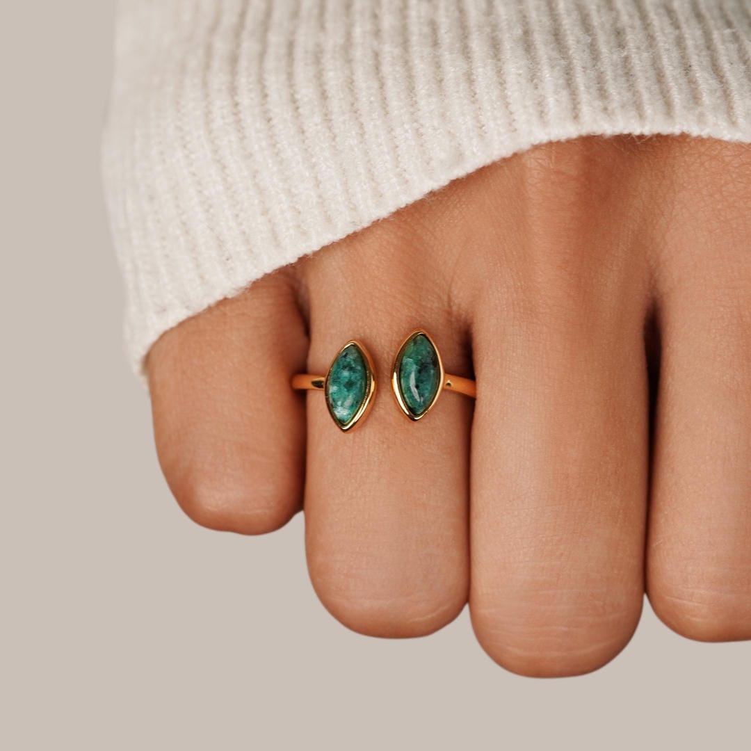 Luxe Emerald Adjustable Wrap Ring