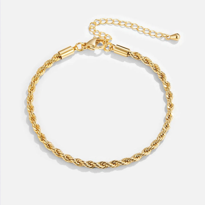 TWISTED ELEGANT BRACELET